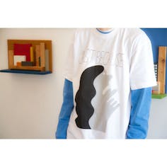 JUST BECAUSE Tシャツ〈XL〉